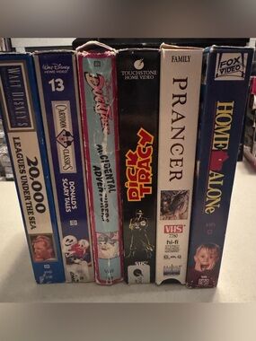 Assorted Vintage VHS Movie Lot (Some Disney) Lot of 6